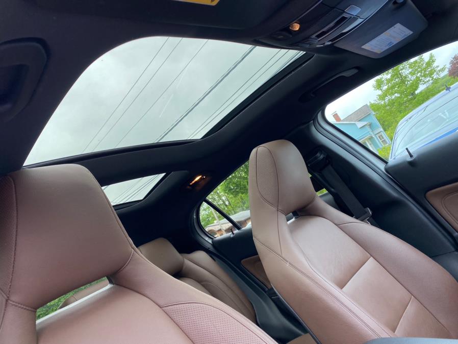 Used Mercedes-Benz GLA 4MATIC 4dr GLA 250 2016 | Lava Motors 2 Inc. Canton, Connecticut Used Mercedes-Benz GLA 4MATIC 4dr GLA 250 2016 | Lava Motors 2 Inc. Canton, Connecticut