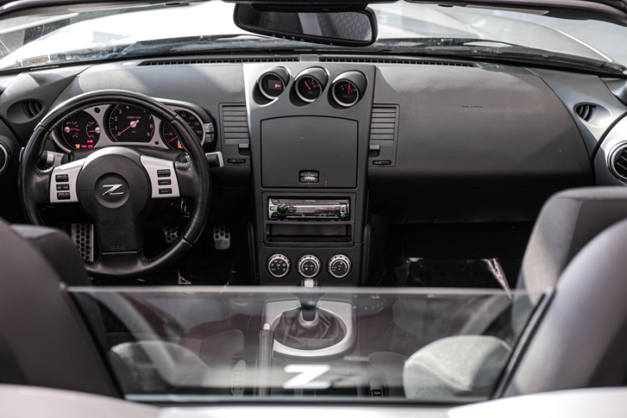 Used Nissan 350Z 2dr Roadster Man Enthusiast 2008 | 26 Motors Long Island. ELMONT, New York Used Nissan 350Z 2dr Roadster Man Enthusiast 2008 | 26 Motors Long Island. ELMONT, New York