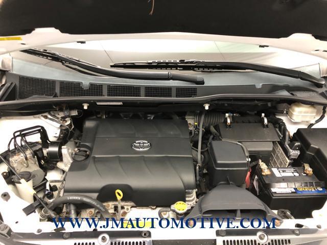 Used Toyota Sienna 5dr 8-Pass Van V6 SE FWD 2011 | J&M Automotive Sls&Svc LLC. Naugatuck, Connecticut Used Toyota Sienna 5dr 8-Pass Van V6 SE FWD 2011 | J&M Automotive Sls&Svc LLC. Naugatuck, Connecticut