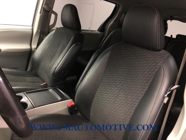 Used Toyota Sienna 5dr 8-Pass Van V6 SE FWD 2011 | J&M Automotive Sls&Svc LLC. Naugatuck, Connecticut Used Toyota Sienna 5dr 8-Pass Van V6 SE FWD 2011 | J&M Automotive Sls&Svc LLC. Naugatuck, Connecticut