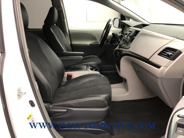 Used Toyota Sienna 5dr 8-Pass Van V6 SE FWD 2011 | J&M Automotive Sls&Svc LLC. Naugatuck, Connecticut Used Toyota Sienna 5dr 8-Pass Van V6 SE FWD 2011 | J&M Automotive Sls&Svc LLC. Naugatuck, Connecticut