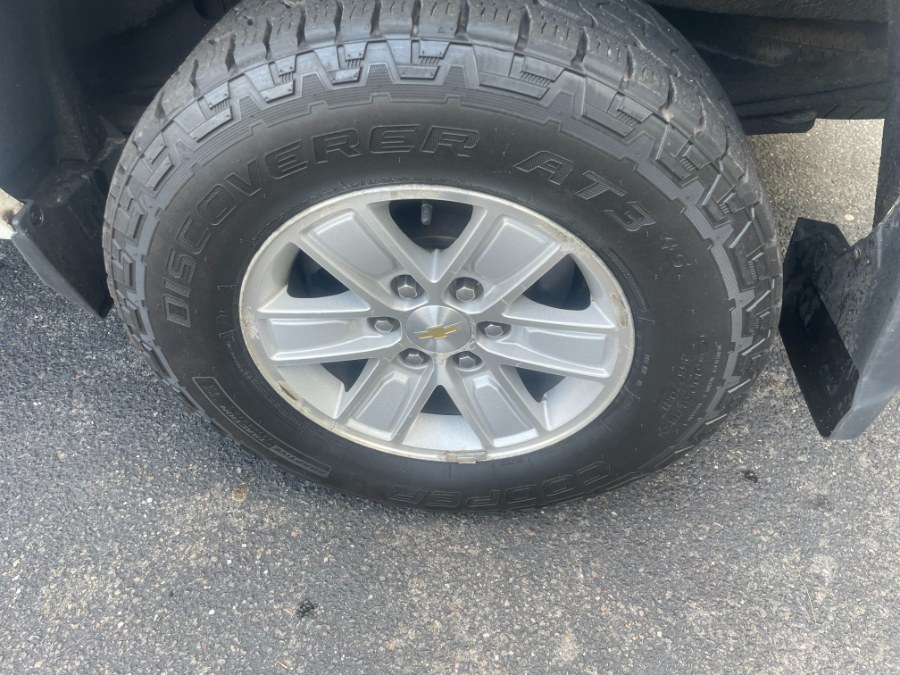 Used Chevrolet Silverado 1500 4WD Crew Cab 153.0" LT w/2LT 2015 | Universal Motors LLC. New Britain, Connecticut Used Chevrolet Silverado 1500 4WD Crew Cab 153.0" LT w/2LT 2015 | Universal Motors LLC. New Britain, Connecticut
