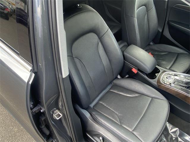 2017 Audi Q5 3.0T Premium Plus, available for sale in Stratford, Connecticut | Wiz Leasing Inc. Stratford, Connecticut 2017 Audi Q5 3.0T Premium Plus, available for sale in Stratford, Connecticut | Wiz Leasing Inc. Stratford, Connecticut