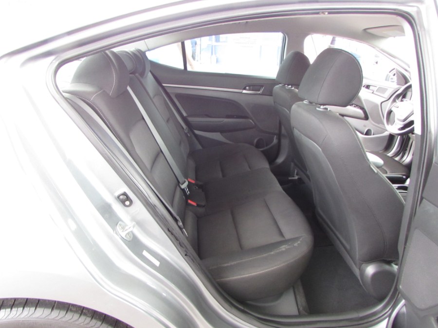 Used Hyundai Elantra SEL 2.0L Auto (Ulsan) 2018 | VIP Auto Enterprise, Inc. Orlando, Florida Used Hyundai Elantra SEL 2.0L Auto (Ulsan) 2018 | VIP Auto Enterprise, Inc. Orlando, Florida