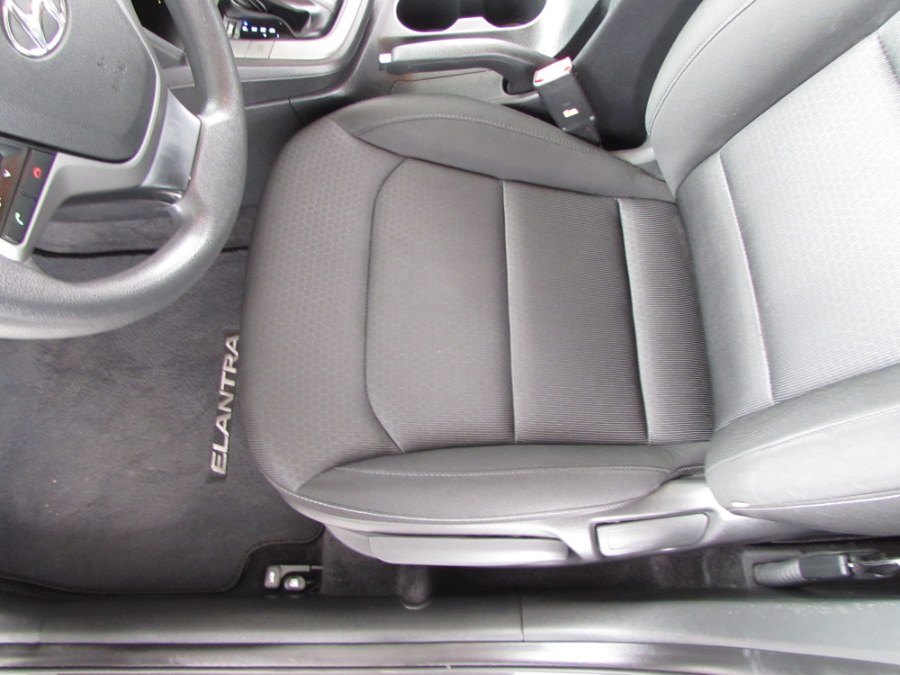 Used Hyundai Elantra SEL 2.0L Auto (Ulsan) 2018 | VIP Auto Enterprise, Inc. Orlando, Florida Used Hyundai Elantra SEL 2.0L Auto (Ulsan) 2018 | VIP Auto Enterprise, Inc. Orlando, Florida