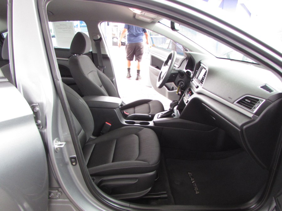 Used Hyundai Elantra SEL 2.0L Auto (Ulsan) 2018 | VIP Auto Enterprise, Inc. Orlando, Florida Used Hyundai Elantra SEL 2.0L Auto (Ulsan) 2018 | VIP Auto Enterprise, Inc. Orlando, Florida