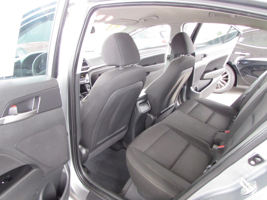 Used Hyundai Elantra SEL 2.0L Auto (Ulsan) 2018 | VIP Auto Enterprise, Inc. Orlando, Florida Used Hyundai Elantra SEL 2.0L Auto (Ulsan) 2018 | VIP Auto Enterprise, Inc. Orlando, Florida