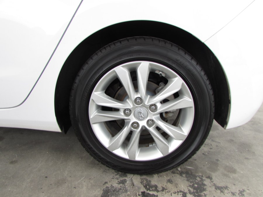 Used Hyundai Elantra GT 5dr HB Auto 2014 | VIP Auto Enterprise, Inc. Orlando, Florida Used Hyundai Elantra GT 5dr HB Auto 2014 | VIP Auto Enterprise, Inc. Orlando, Florida