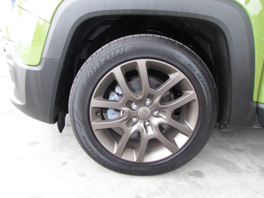 Used Jeep Renegade FWD 4dr 75th Anniversary 2016 | VIP Auto Enterprise, Inc. Orlando, Florida Used Jeep Renegade FWD 4dr 75th Anniversary 2016 | VIP Auto Enterprise, Inc. Orlando, Florida