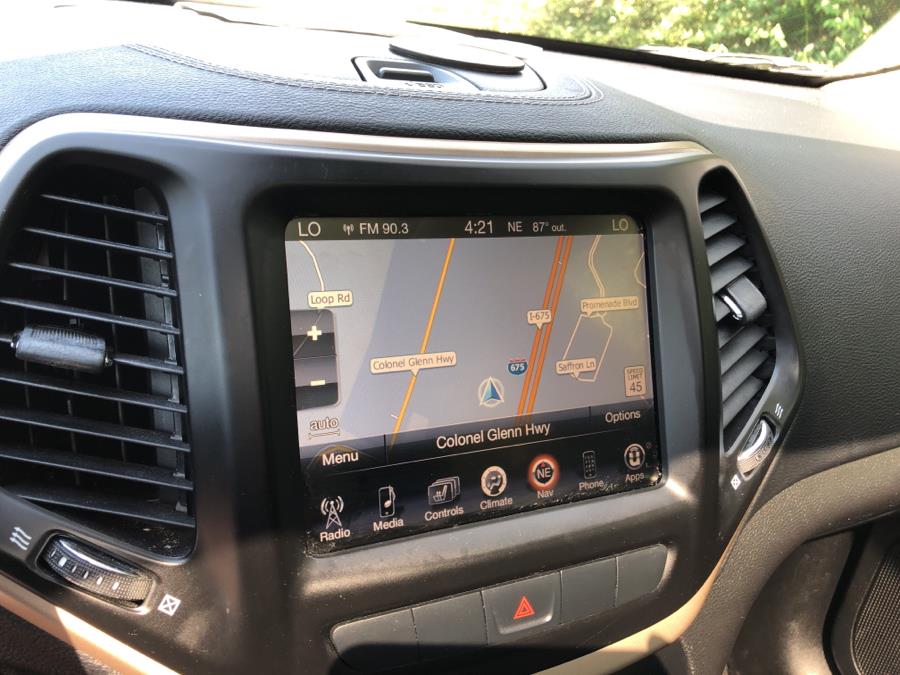 2014 Jeep Cherokee 4WD 4dr Latitude, available for sale in Beavercreek, Ohio | Wholesale Direct Motors. Beavercreek, Ohio 2014 Jeep Cherokee 4WD 4dr Latitude, available for sale in Beavercreek, Ohio | Wholesale Direct Motors. Beavercreek, Ohio