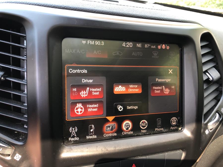 2014 Jeep Cherokee 4WD 4dr Latitude, available for sale in Beavercreek, Ohio | Wholesale Direct Motors. Beavercreek, Ohio 2014 Jeep Cherokee 4WD 4dr Latitude, available for sale in Beavercreek, Ohio | Wholesale Direct Motors. Beavercreek, Ohio