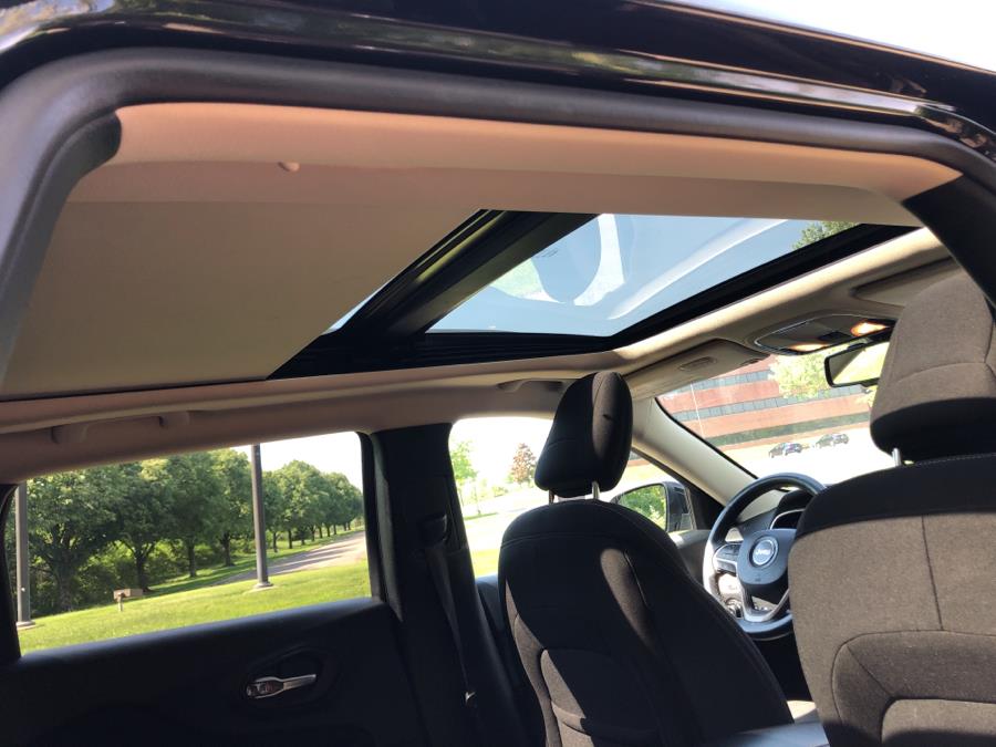 2014 Jeep Cherokee 4WD 4dr Latitude, available for sale in Beavercreek, Ohio | Wholesale Direct Motors. Beavercreek, Ohio 2014 Jeep Cherokee 4WD 4dr Latitude, available for sale in Beavercreek, Ohio | Wholesale Direct Motors. Beavercreek, Ohio