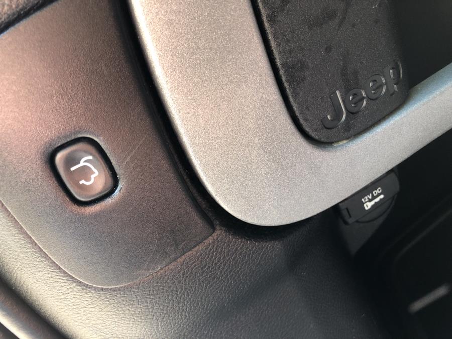 2014 Jeep Cherokee 4WD 4dr Latitude, available for sale in Beavercreek, Ohio | Wholesale Direct Motors. Beavercreek, Ohio 2014 Jeep Cherokee 4WD 4dr Latitude, available for sale in Beavercreek, Ohio | Wholesale Direct Motors. Beavercreek, Ohio