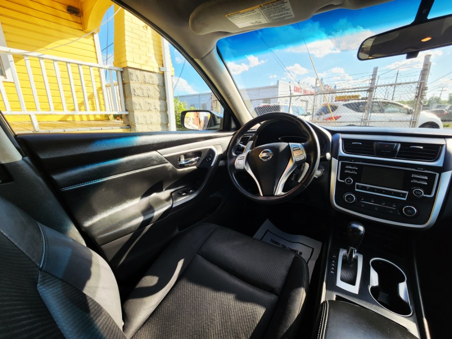 2016 Nissan Altima 4dr Sdn I4 2.5 SR, available for sale in Temple Hills, Maryland | Temple Hills Used Car. Temple Hills, Maryland 2016 Nissan Altima 4dr Sdn I4 2.5 SR, available for sale in Temple Hills, Maryland | Temple Hills Used Car. Temple Hills, Maryland