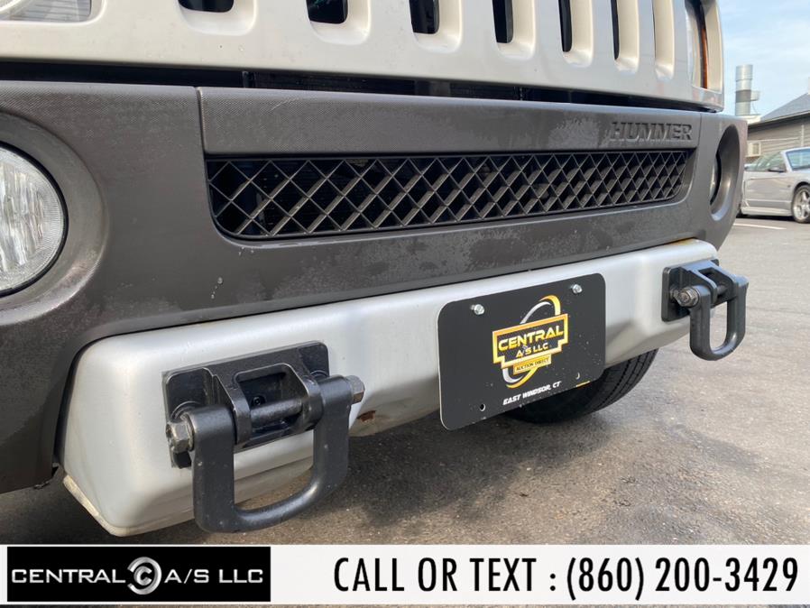2008 HUMMER H3 4WD 4dr SUV Alpha, available for sale in East Windsor, Connecticut | Central A/S LLC. East Windsor, Connecticut 2008 HUMMER H3 4WD 4dr SUV Alpha, available for sale in East Windsor, Connecticut | Central A/S LLC. East Windsor, Connecticut