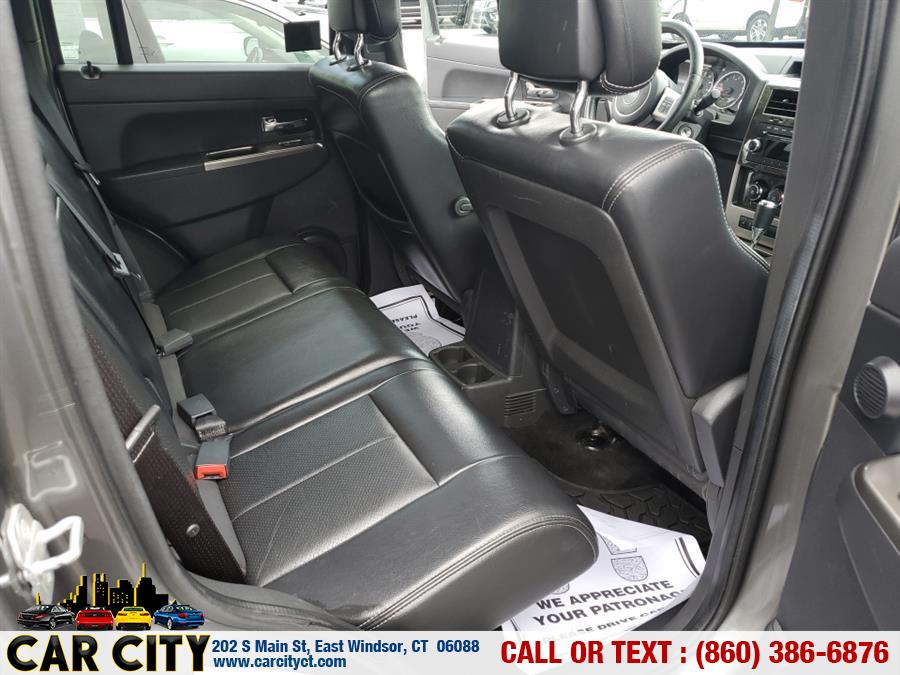 2012 Jeep Liberty 4WD 4dr Limited, available for sale in East Windsor, Connecticut | Car City LLC. East Windsor, Connecticut 2012 Jeep Liberty 4WD 4dr Limited, available for sale in East Windsor, Connecticut | Car City LLC. East Windsor, Connecticut