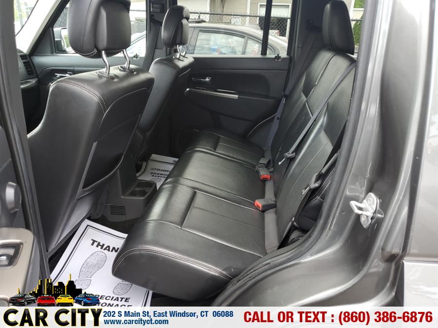 2012 Jeep Liberty 4WD 4dr Limited, available for sale in East Windsor, Connecticut | Car City LLC. East Windsor, Connecticut 2012 Jeep Liberty 4WD 4dr Limited, available for sale in East Windsor, Connecticut | Car City LLC. East Windsor, Connecticut