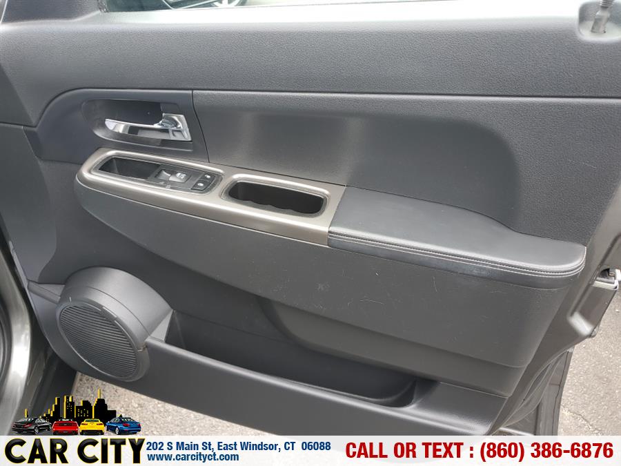 2012 Jeep Liberty 4WD 4dr Limited, available for sale in East Windsor, Connecticut | Car City LLC. East Windsor, Connecticut 2012 Jeep Liberty 4WD 4dr Limited, available for sale in East Windsor, Connecticut | Car City LLC. East Windsor, Connecticut