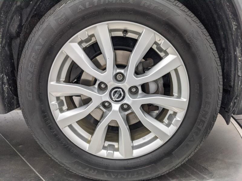 Used Nissan Rogue SV 2017 | Car Revolution. Maple Shade, New Jersey Used Nissan Rogue SV 2017 | Car Revolution. Maple Shade, New Jersey