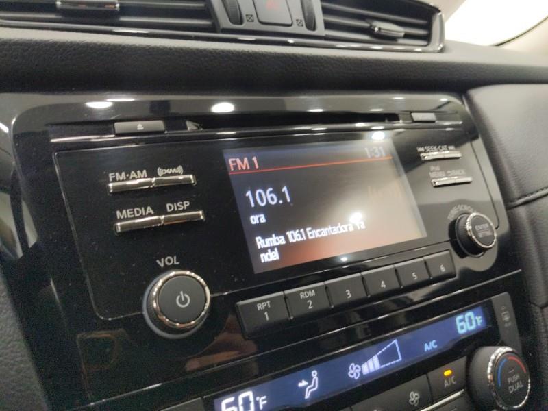 Used Nissan Rogue SV 2017 | Car Revolution. Maple Shade, New Jersey Used Nissan Rogue SV 2017 | Car Revolution. Maple Shade, New Jersey