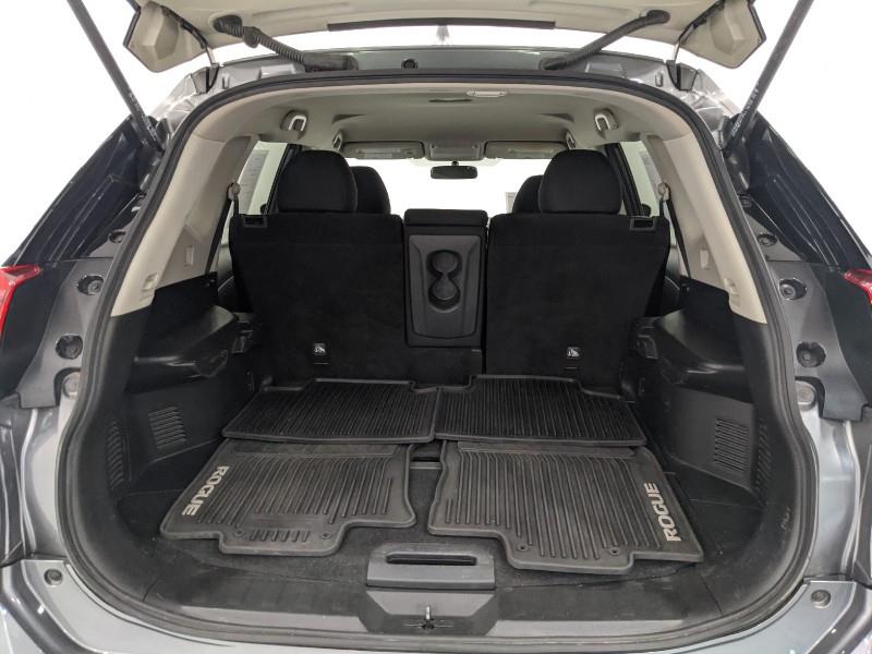 Used Nissan Rogue SV 2017 | Car Revolution. Maple Shade, New Jersey Used Nissan Rogue SV 2017 | Car Revolution. Maple Shade, New Jersey
