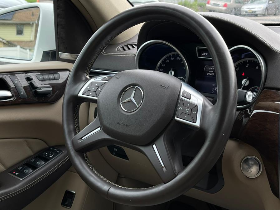 Used Mercedes-Benz GL 4MATIC 4dr GL 450 2016 | Champion Auto Hillside. Hillside, New Jersey Used Mercedes-Benz GL 4MATIC 4dr GL 450 2016 | Champion Auto Hillside. Hillside, New Jersey