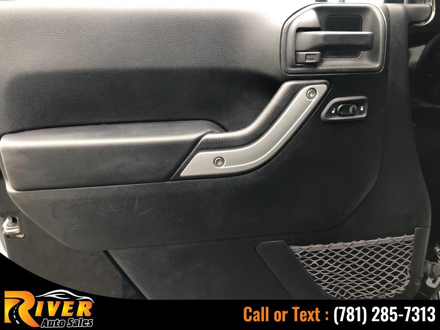 2013 Jeep Wrangler Unlimited 4WD 4dr Rubicon, available for sale in Malden, Massachusetts | River Auto Sales. Malden, Massachusetts 2013 Jeep Wrangler Unlimited 4WD 4dr Rubicon, available for sale in Malden, Massachusetts | River Auto Sales. Malden, Massachusetts