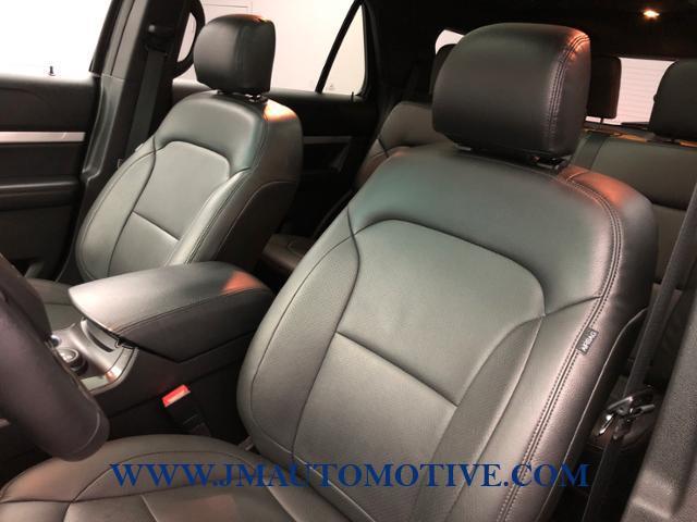 Used Ford Explorer XLT 4WD 2017 | J&M Automotive Sls&Svc LLC. Naugatuck, Connecticut Used Ford Explorer XLT 4WD 2017 | J&M Automotive Sls&Svc LLC. Naugatuck, Connecticut