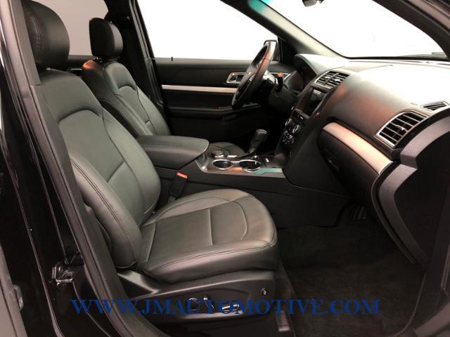Used Ford Explorer XLT 4WD 2017 | J&M Automotive Sls&Svc LLC. Naugatuck, Connecticut Used Ford Explorer XLT 4WD 2017 | J&M Automotive Sls&Svc LLC. Naugatuck, Connecticut