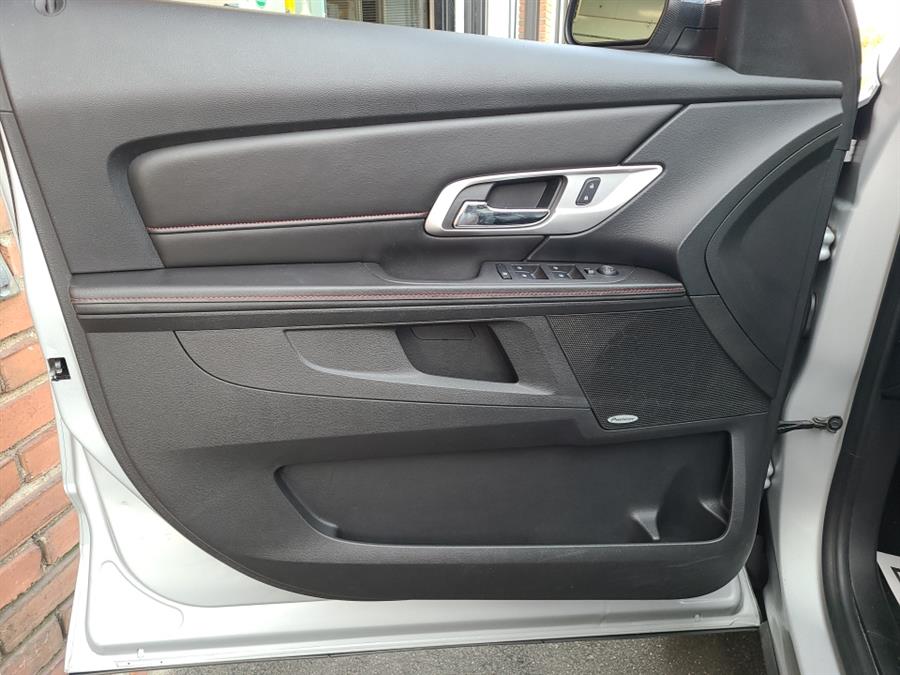 2015 GMC Terrain AWD 4dr SLT, available for sale in Waterbury, Connecticut | National Auto Brokers, Inc.. Waterbury, Connecticut 2015 GMC Terrain AWD 4dr SLT, available for sale in Waterbury, Connecticut | National Auto Brokers, Inc.. Waterbury, Connecticut