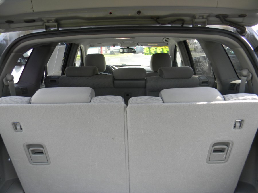 Used Hyundai Santa Fe AWD 4dr Auto SE w/XM 2007 | M&M Vehicles Inc dba Central Motors. Southborough, Massachusetts Used Hyundai Santa Fe AWD 4dr Auto SE w/XM 2007 | M&M Vehicles Inc dba Central Motors. Southborough, Massachusetts