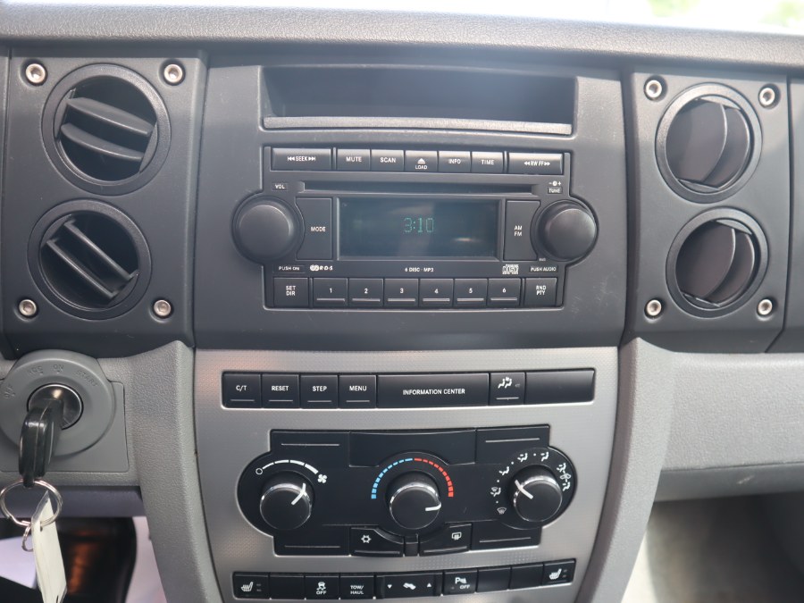 2007 Jeep Commander 4WD 4dr Sport, available for sale in Huntington Station, New York | My Auto Inc.. Huntington Station, New York 2007 Jeep Commander 4WD 4dr Sport, available for sale in Huntington Station, New York | My Auto Inc.. Huntington Station, New York
