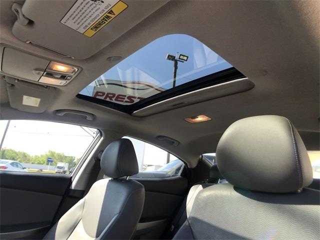 Used Hyundai Elantra Limited 2013 | Prestige Auto Cars LLC. New Britain, Connecticut Used Hyundai Elantra Limited 2013 | Prestige Auto Cars LLC. New Britain, Connecticut