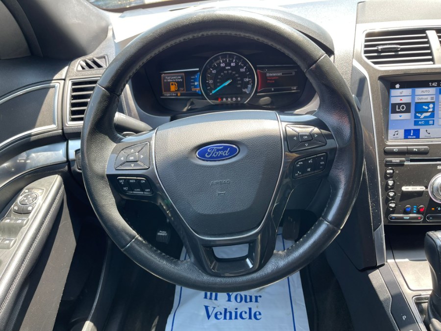 2017 Ford Explorer Limited 4WD, available for sale in Newark, New Jersey | RT Auto Center LLC. Newark, New Jersey 2017 Ford Explorer Limited 4WD, available for sale in Newark, New Jersey | RT Auto Center LLC. Newark, New Jersey