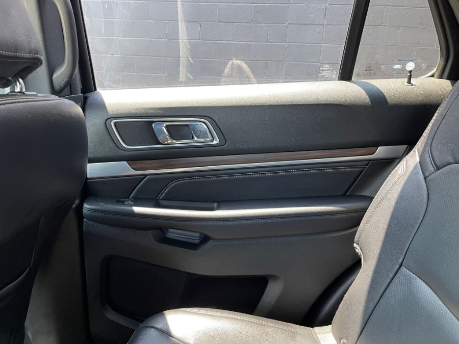 2017 Ford Explorer Limited 4WD, available for sale in Newark, New Jersey | RT Auto Center LLC. Newark, New Jersey 2017 Ford Explorer Limited 4WD, available for sale in Newark, New Jersey | RT Auto Center LLC. Newark, New Jersey