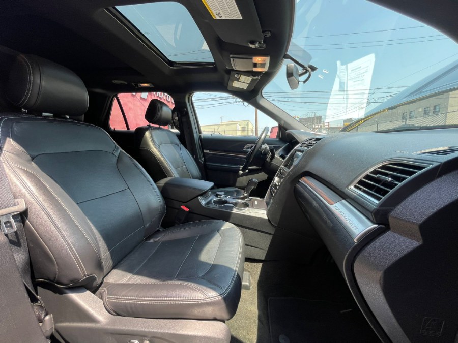 2017 Ford Explorer Limited 4WD, available for sale in Newark, New Jersey | RT Auto Center LLC. Newark, New Jersey 2017 Ford Explorer Limited 4WD, available for sale in Newark, New Jersey | RT Auto Center LLC. Newark, New Jersey