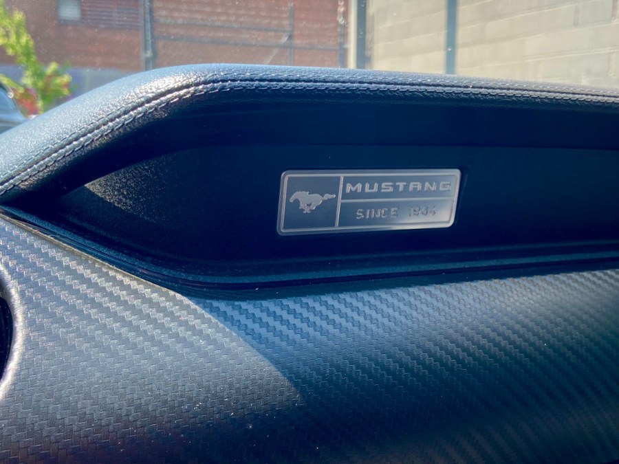 Used Ford Mustang 2dr Fastback V6 2015 | RT Auto Center LLC. Newark, New Jersey Used Ford Mustang 2dr Fastback V6 2015 | RT Auto Center LLC. Newark, New Jersey