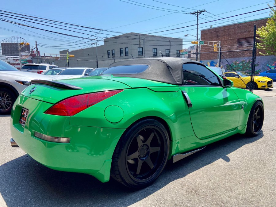 Used Nissan 350Z 2dr Roadster Touring Auto 2005 | RT Auto Center LLC. Newark, New Jersey Used Nissan 350Z 2dr Roadster Touring Auto 2005 | RT Auto Center LLC. Newark, New Jersey