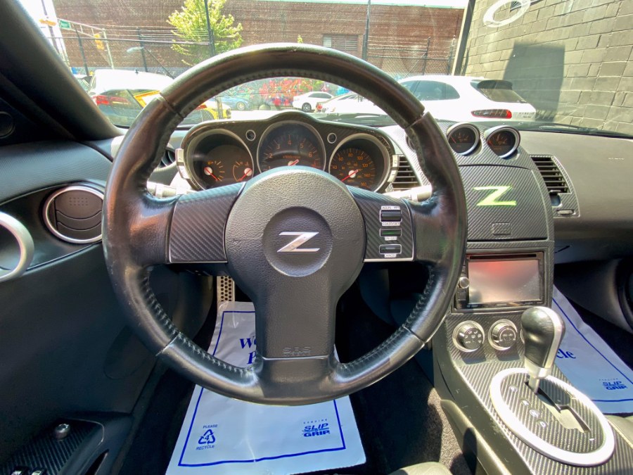 Used Nissan 350Z 2dr Roadster Touring Auto 2005 | RT Auto Center LLC. Newark, New Jersey Used Nissan 350Z 2dr Roadster Touring Auto 2005 | RT Auto Center LLC. Newark, New Jersey