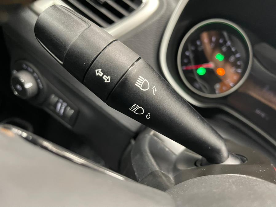 2019 Jeep Compass Latitude 4x4, available for sale in Massapequa Park, New York | Power Motors East. Massapequa Park, New York 2019 Jeep Compass Latitude 4x4, available for sale in Massapequa Park, New York | Power Motors East. Massapequa Park, New York