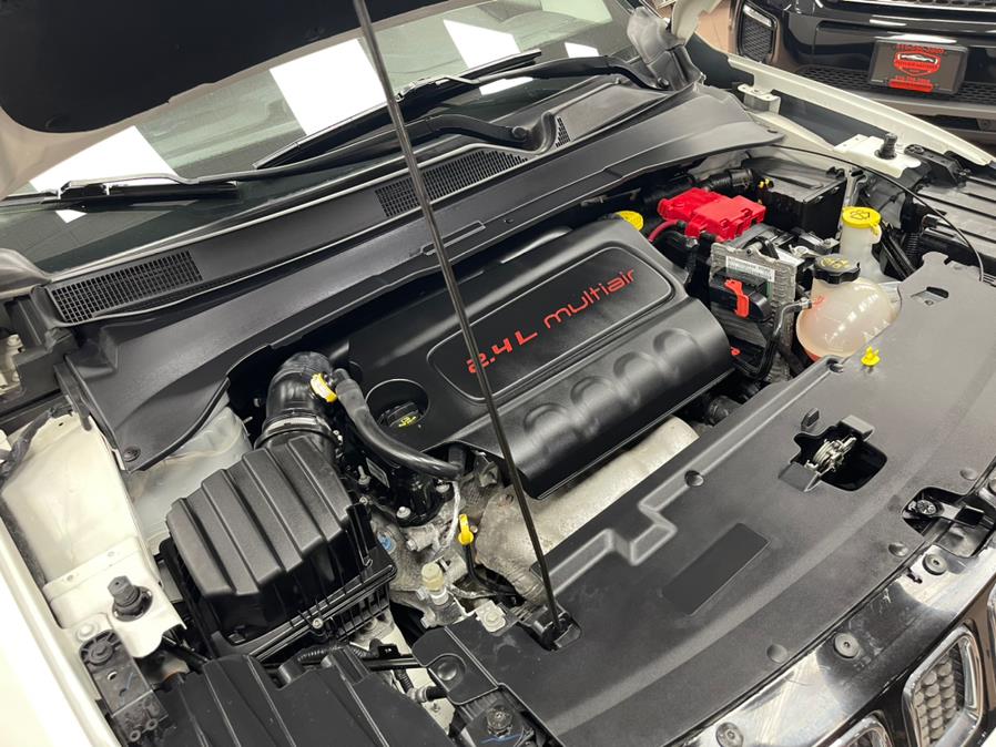 2019 Jeep Compass Latitude 4x4, available for sale in Massapequa Park, New York | Power Motors East. Massapequa Park, New York 2019 Jeep Compass Latitude 4x4, available for sale in Massapequa Park, New York | Power Motors East. Massapequa Park, New York