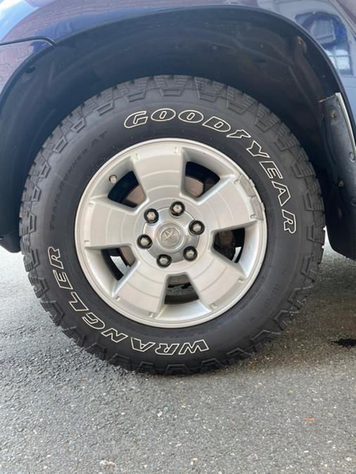 2007 Toyota 4Runner 4WD 4dr V6 SR5, available for sale in New Britain, Connecticut | Supreme Automotive. New Britain, Connecticut 2007 Toyota 4Runner 4WD 4dr V6 SR5, available for sale in New Britain, Connecticut | Supreme Automotive. New Britain, Connecticut