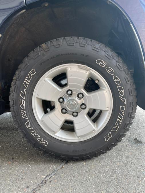 2007 Toyota 4Runner 4WD 4dr V6 SR5, available for sale in New Britain, Connecticut | Supreme Automotive. New Britain, Connecticut 2007 Toyota 4Runner 4WD 4dr V6 SR5, available for sale in New Britain, Connecticut | Supreme Automotive. New Britain, Connecticut