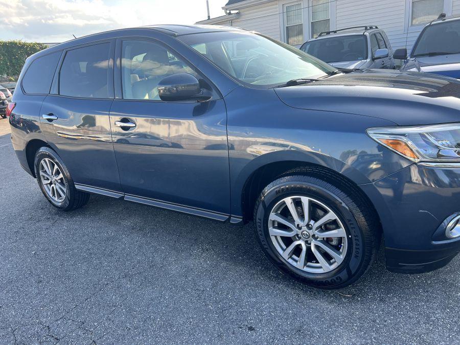 Used Nissan Pathfinder S Sport Utility 4D 2014 | Mixcars, Inc. Fredericksburg, Virginia Used Nissan Pathfinder S Sport Utility 4D 2014 | Mixcars, Inc. Fredericksburg, Virginia