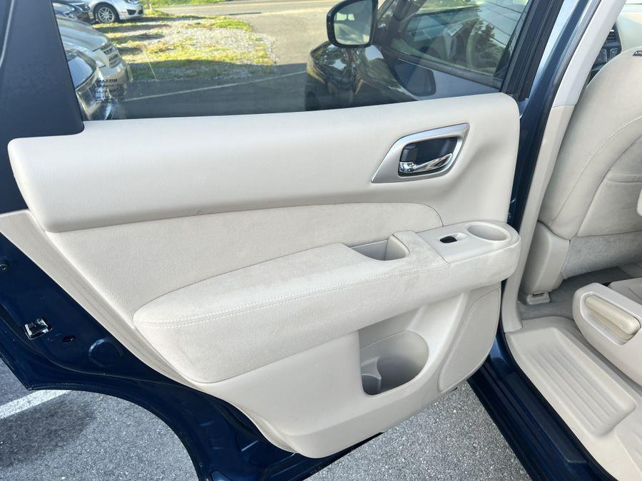 Used Nissan Pathfinder S Sport Utility 4D 2014 | Mixcars, Inc. Fredericksburg, Virginia Used Nissan Pathfinder S Sport Utility 4D 2014 | Mixcars, Inc. Fredericksburg, Virginia