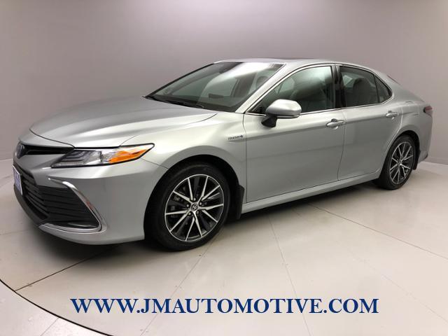 Used Toyota Camry Hybrid XLE CVT 2021 | J&M Automotive Sls&Svc LLC. Naugatuck, Connecticut Used Toyota Camry Hybrid XLE CVT 2021 | J&M Automotive Sls&Svc LLC. Naugatuck, Connecticut