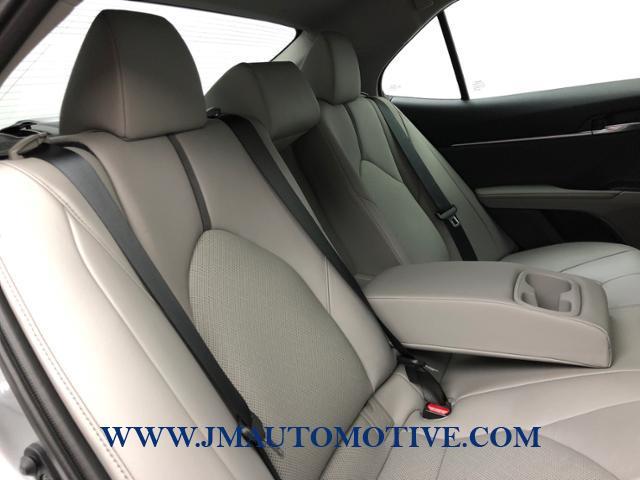 Used Toyota Camry Hybrid XLE CVT 2021 | J&M Automotive Sls&Svc LLC. Naugatuck, Connecticut Used Toyota Camry Hybrid XLE CVT 2021 | J&M Automotive Sls&Svc LLC. Naugatuck, Connecticut
