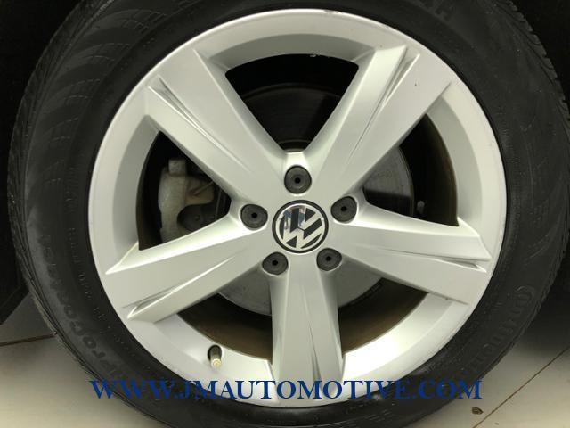 2012 Volkswagen Passat 4dr Sdn 2.5L Auto SE, available for sale in Naugatuck, Connecticut | J&M Automotive Sls&Svc LLC. Naugatuck, Connecticut 2012 Volkswagen Passat 4dr Sdn 2.5L Auto SE, available for sale in Naugatuck, Connecticut | J&M Automotive Sls&Svc LLC. Naugatuck, Connecticut