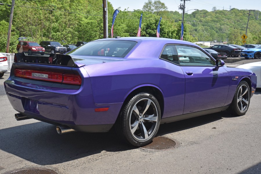 Used Dodge Challenger 2dr Cpe R/T Plus 2013 | Highline Car Connection. Waterbury, Connecticut Used Dodge Challenger 2dr Cpe R/T Plus 2013 | Highline Car Connection. Waterbury, Connecticut