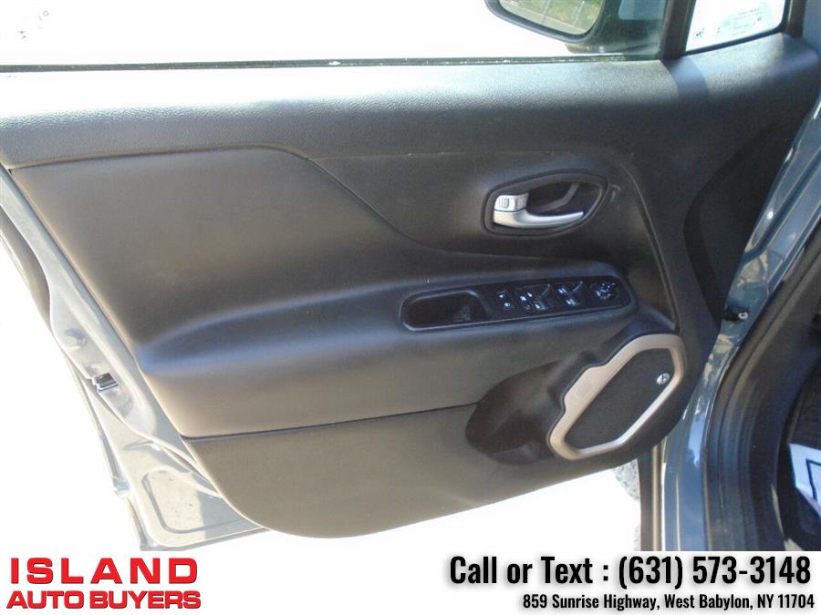 Used Jeep Renegade Latitude 75th Anniversary 4x4 4dr SUV 2016 | Island Auto Buyers. West Babylon, New York Used Jeep Renegade Latitude 75th Anniversary 4x4 4dr SUV 2016 | Island Auto Buyers. West Babylon, New York